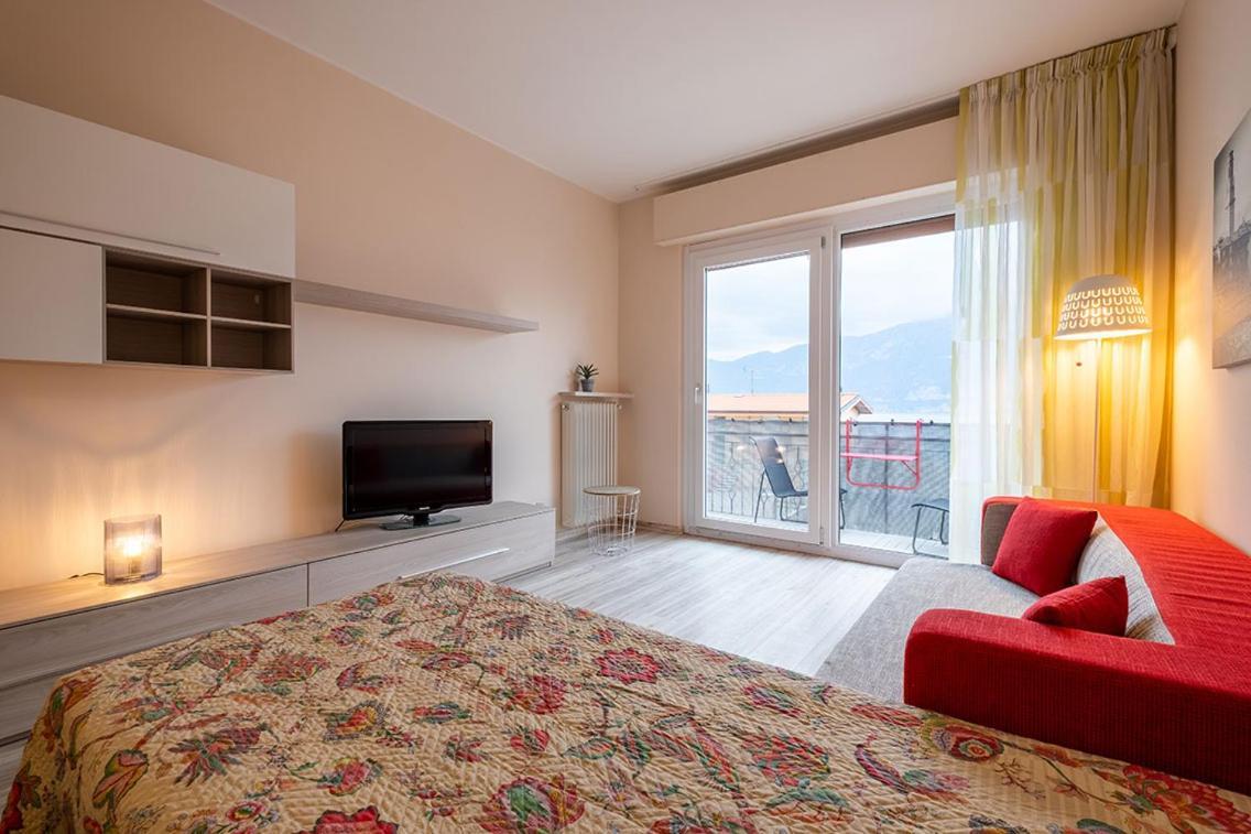 Lake View With Aircon - 5 Minutes From The Beach! Brenzone sul Garda Eksteriør bilde