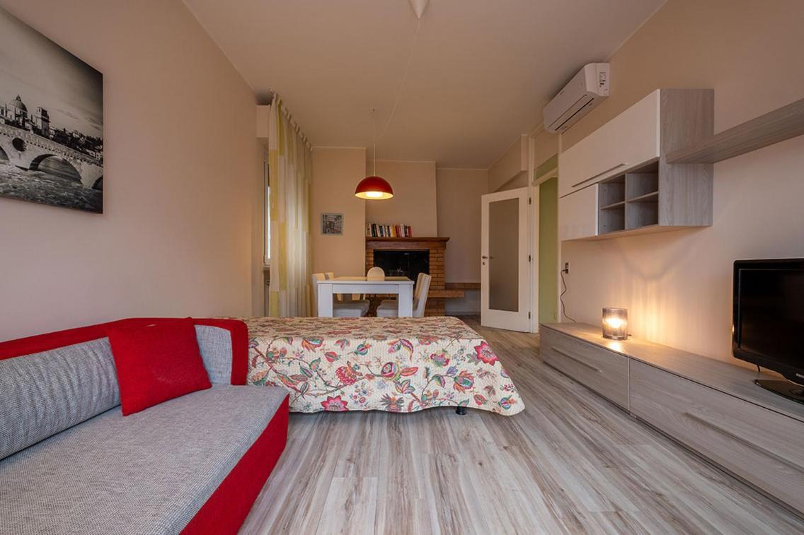 Lake View With Aircon - 5 Minutes From The Beach! Brenzone sul Garda Eksteriør bilde