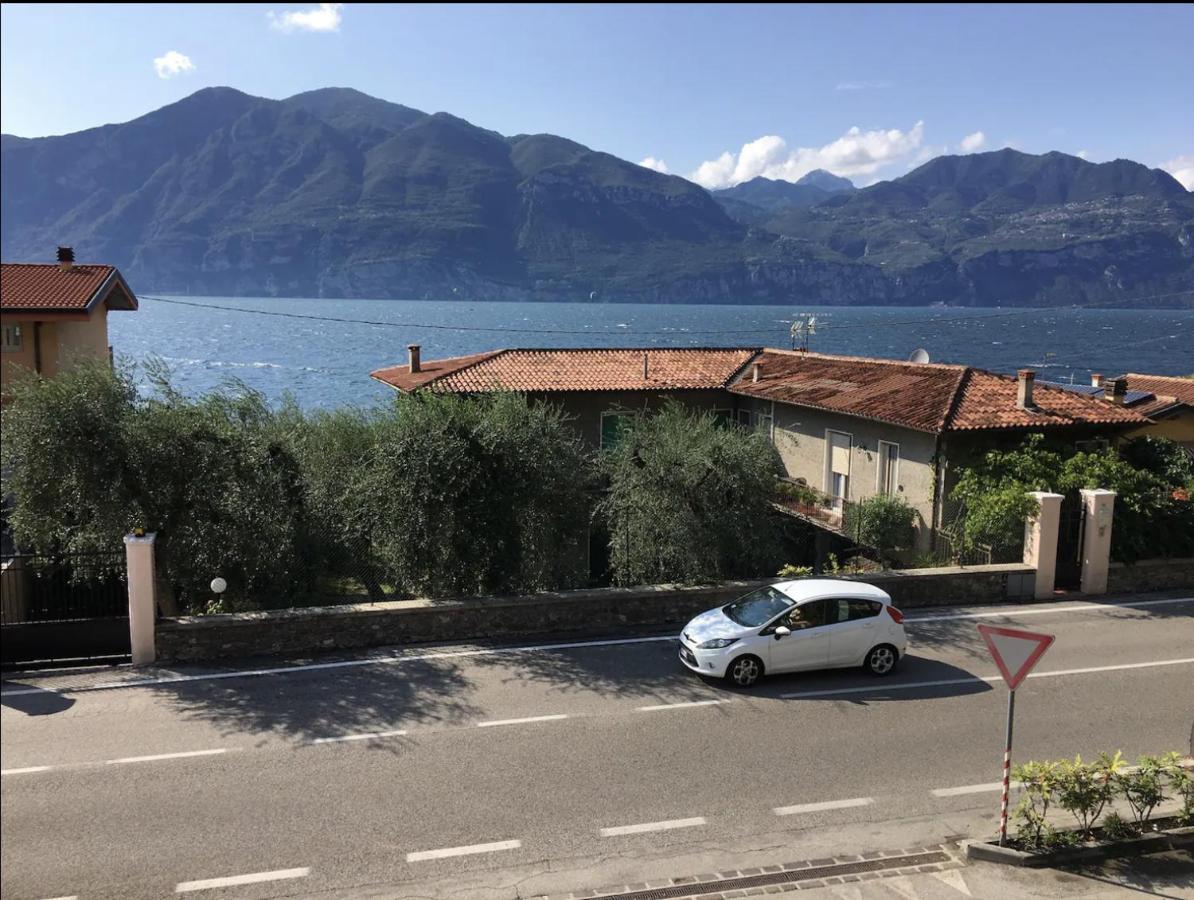 Lake View With Aircon - 5 Minutes From The Beach! Brenzone sul Garda Eksteriør bilde