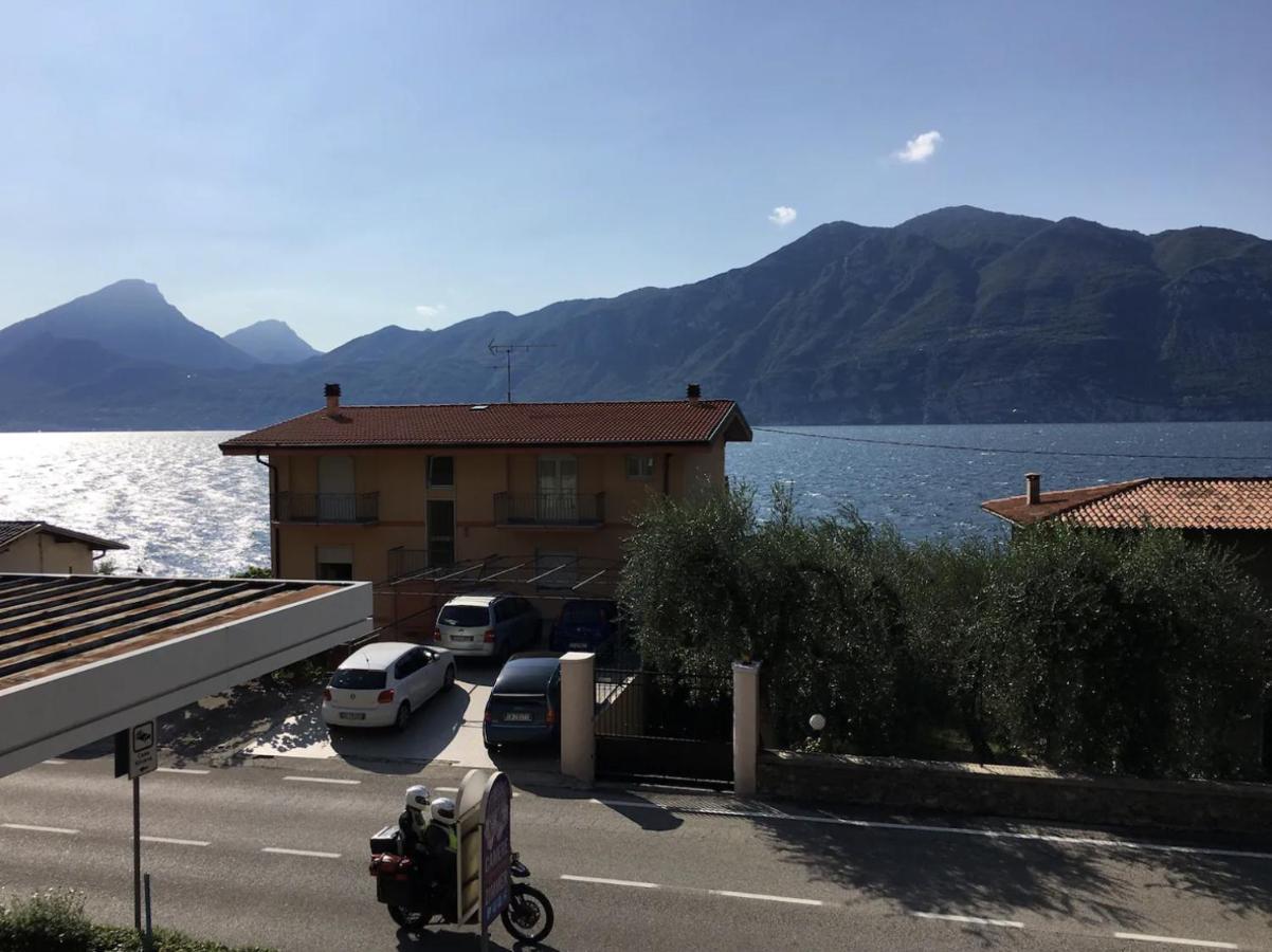 Lake View With Aircon - 5 Minutes From The Beach! Brenzone sul Garda Eksteriør bilde